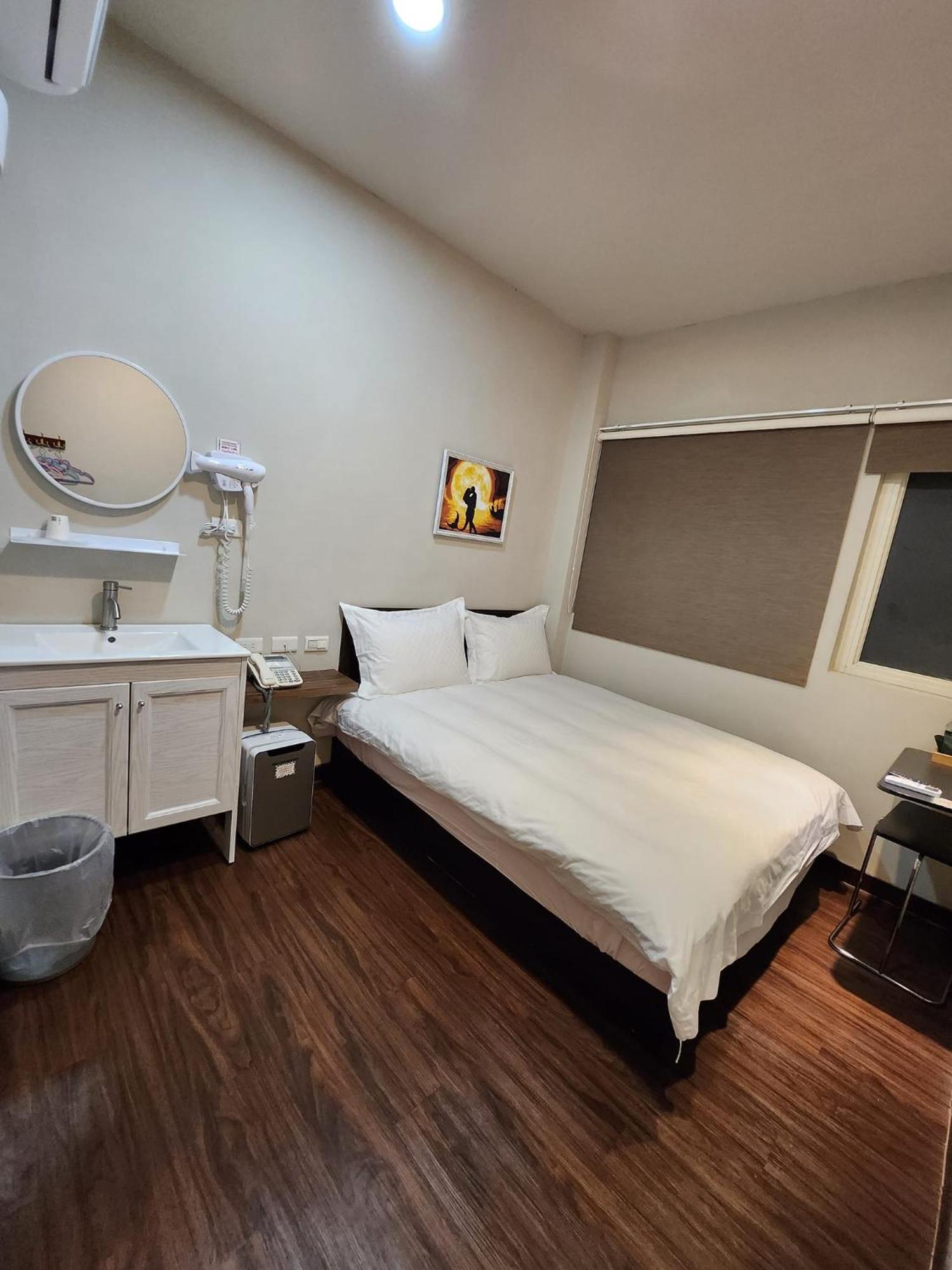 Swf淡水新五福旅館 Sinwufu Hotel Tamsui Exterior foto